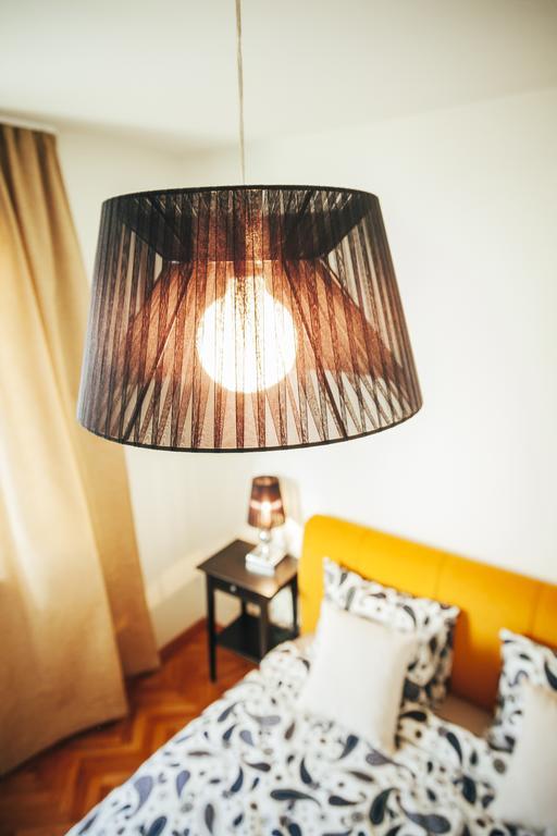 Artsy Old Town Apartment Букурещ Екстериор снимка