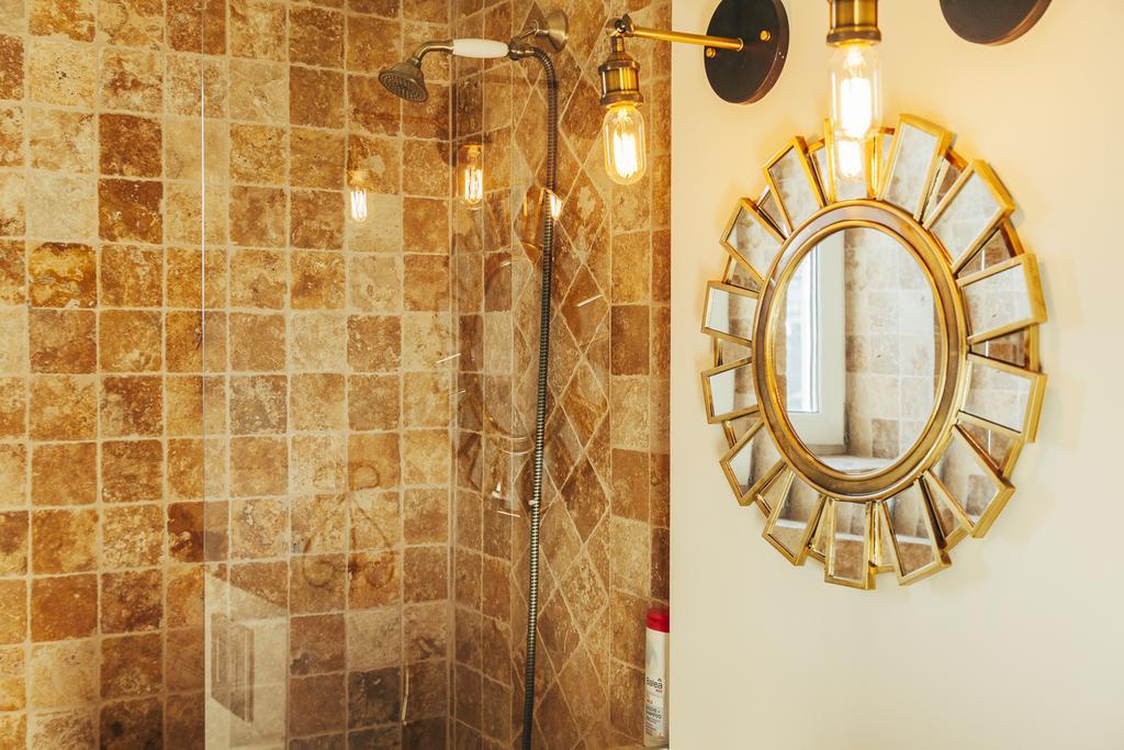 Artsy Old Town Apartment Букурещ Екстериор снимка